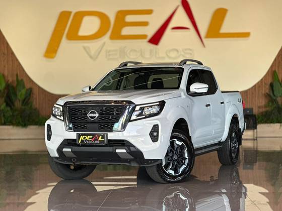 NISSAN FRONTIER 2.3 16V TURBO DIESEL PLATINUM CD 4X4 AUTOMÁTICO NISSAN FRONTIER 2.3 16V TURBO DIESEL PLATINUM CD 4X4 AUTOMÁTICO